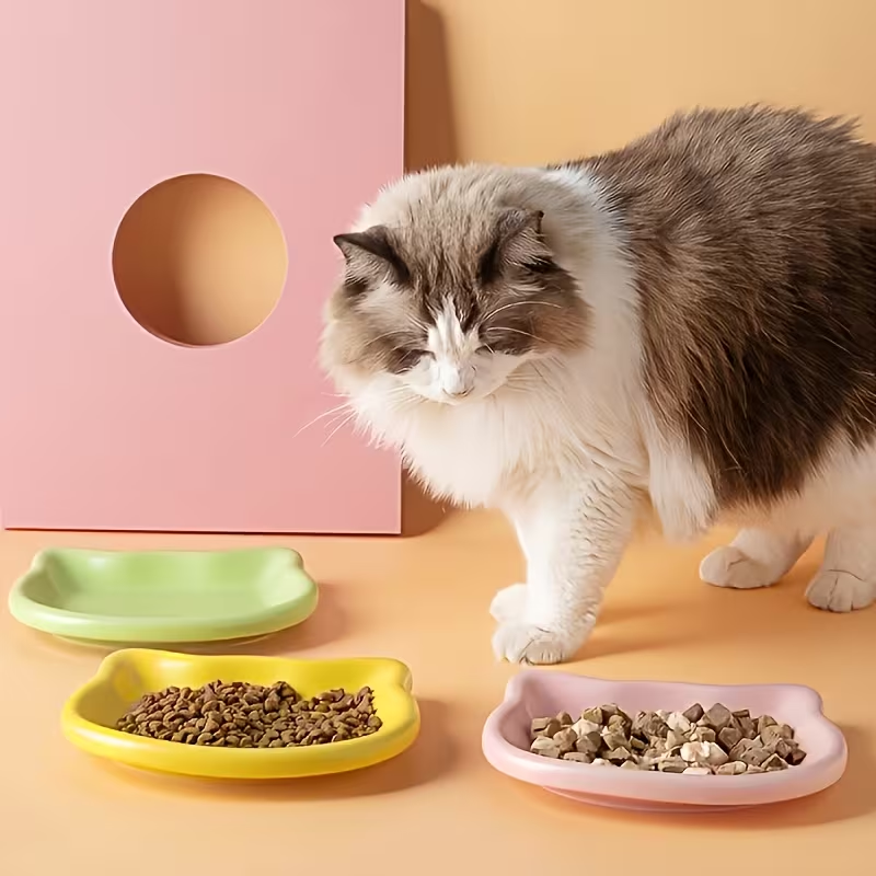 Cat-Shaped Plastic Feeding Tray