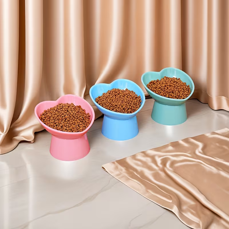 Heart-Shaped Elevated Pet Bowls